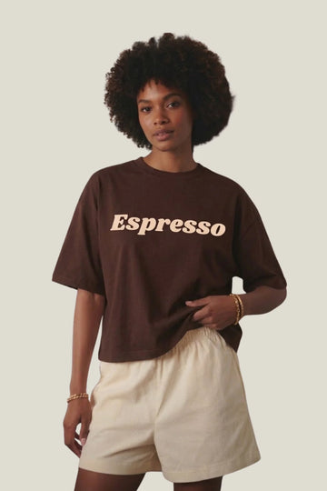 T-shirt damski brązowy boxy She Is Sunday - Espresso