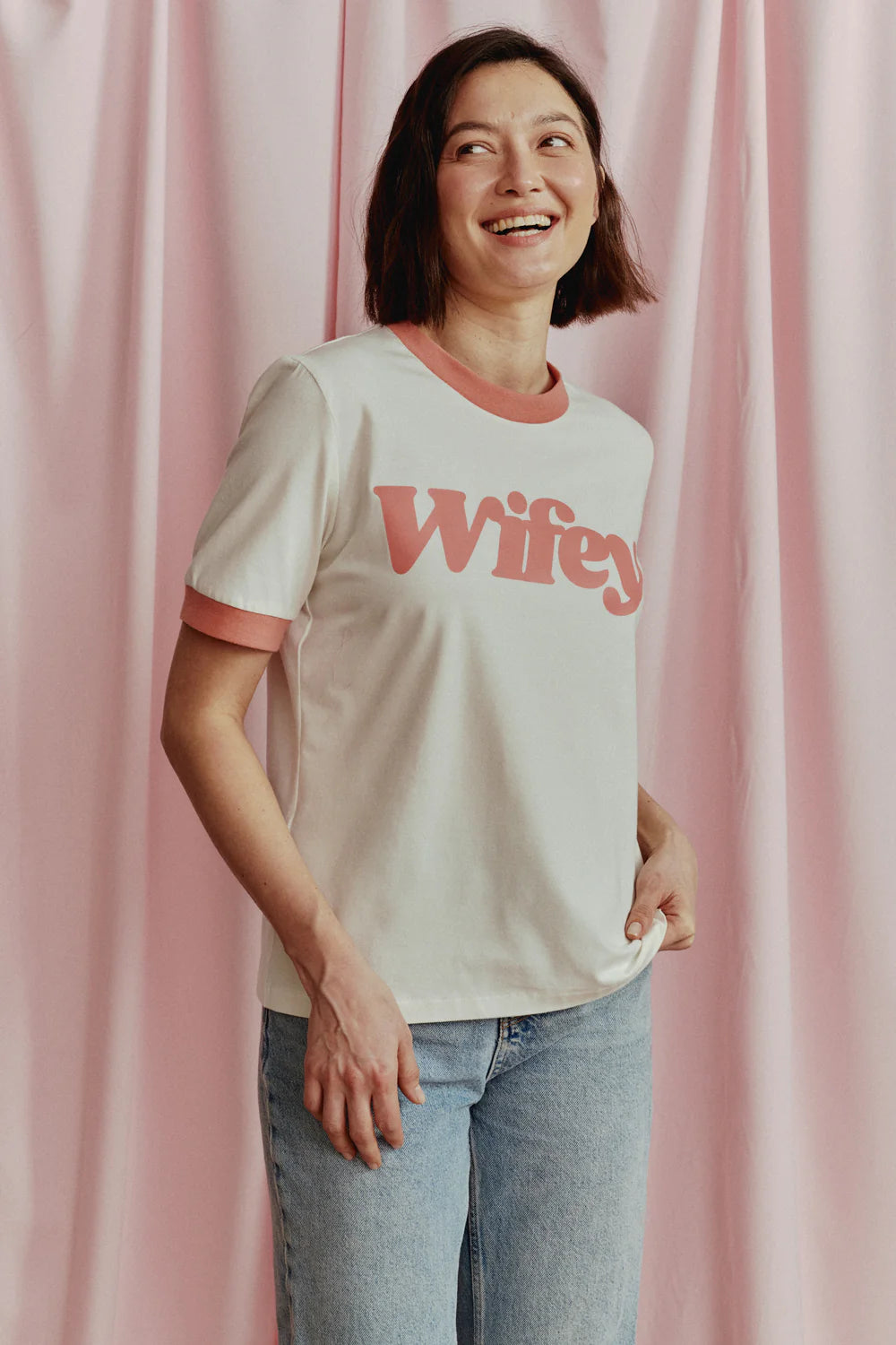 T-shirt Wifey Łososiowy