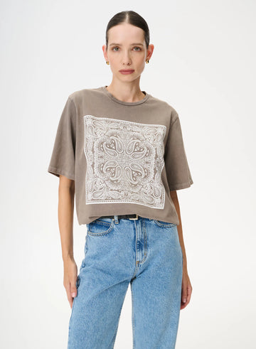 T-shirt Lebrand Taupe z nadrukiem bandany - Danny