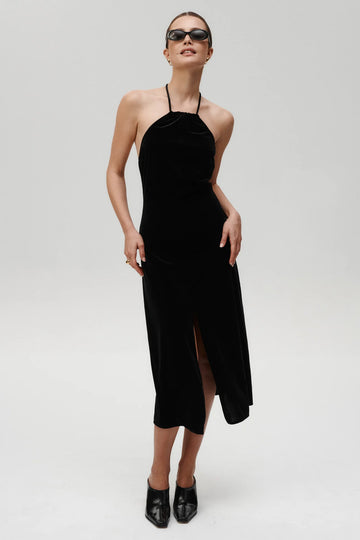 Sukienka damska midi czarna welurowa The French Way - Undress Code