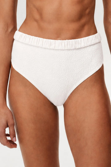 Dół od bikini damski biały marszczony Good Luck Charm - Undress Code