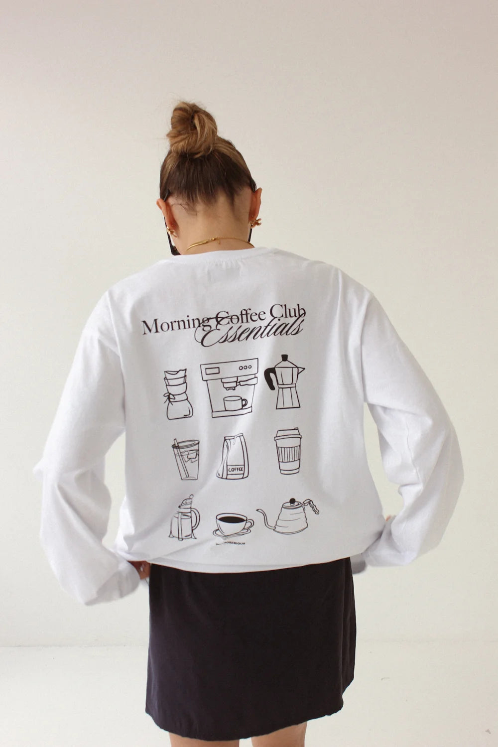 Coffee White Longsleeve – biały bawełniany longsleeve z nadrukiem - WHYSOSERIOUS
