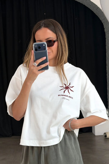 T-shirt Boxy Summer Soul Ecru – bawełniany T-shirt damski z haftem - WHYSOSERIOUS