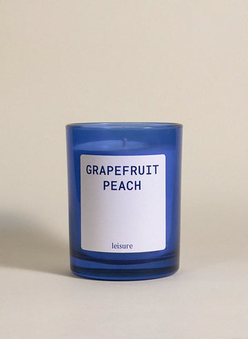 Świeca zapachowa Leisure - Grapefruit & Peach
